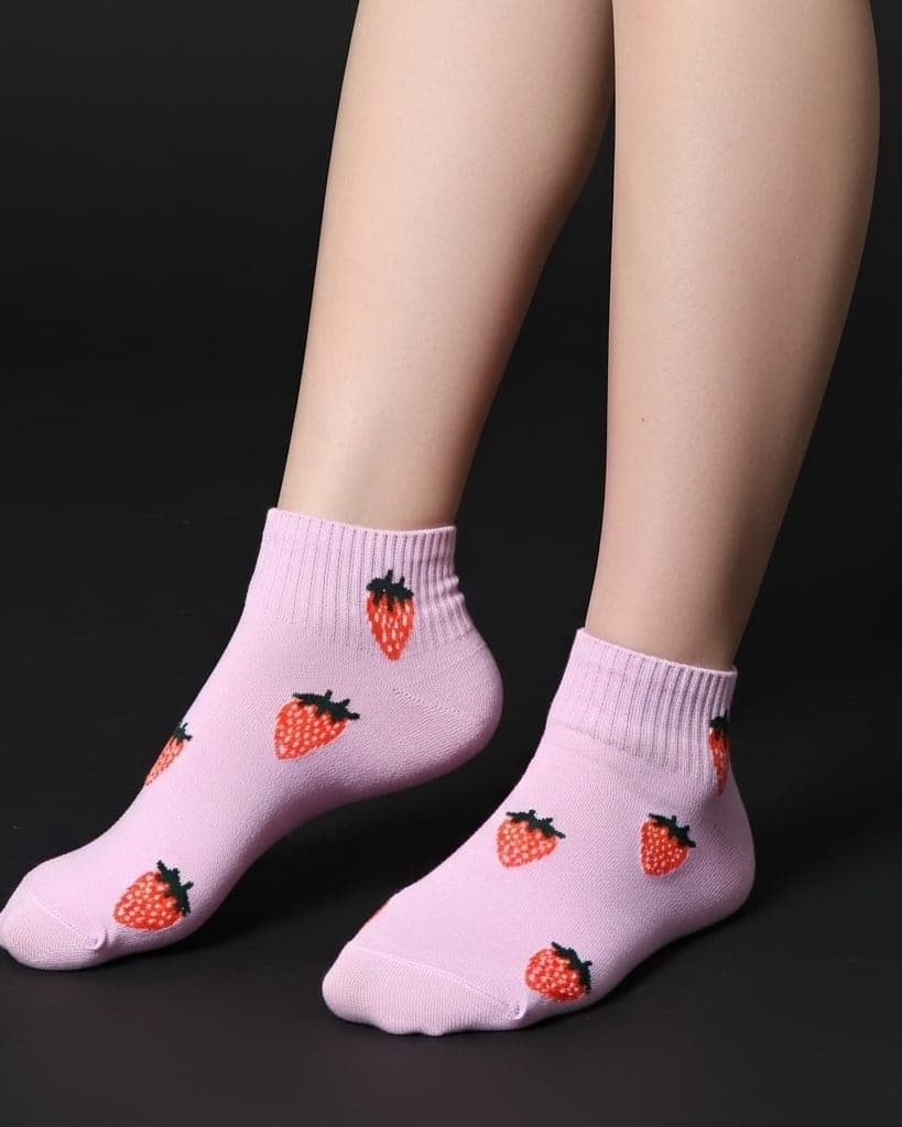 Pink Ankle Socks with Strawberry – Fun & Comfortable Cotton Blend
