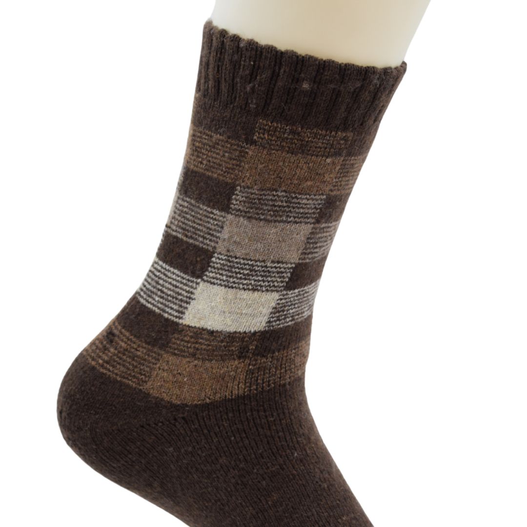 Brown Checkered Crew Socks – Warm & Stylish Everyday Wear